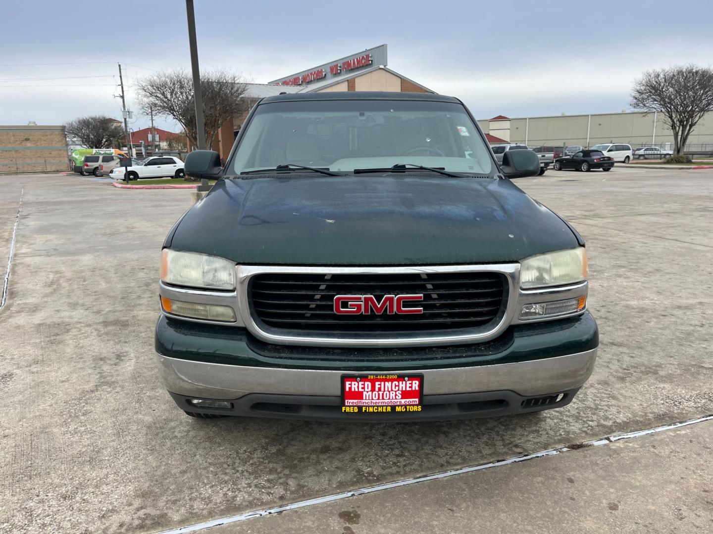 2004 green /TAN GMC Yukon 2WD (1GKEC13V94R) with an 4.8L V8 OHV 16V engine, 4-Speed Automatic Overdrive transmission, located at 14700 Tomball Parkway 249, Houston, TX, 77086, (281) 444-2200, 29.928619, -95.504074 - Photo#1